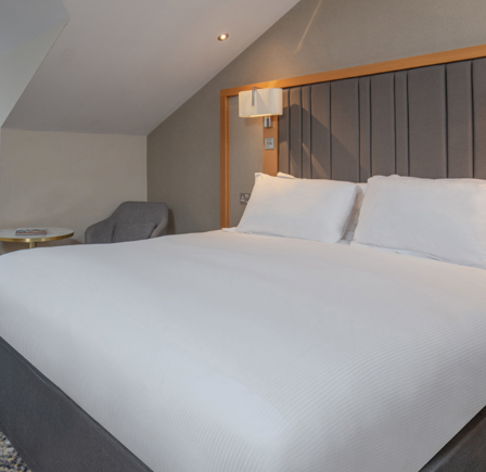 SUPERIOR KING ROOM