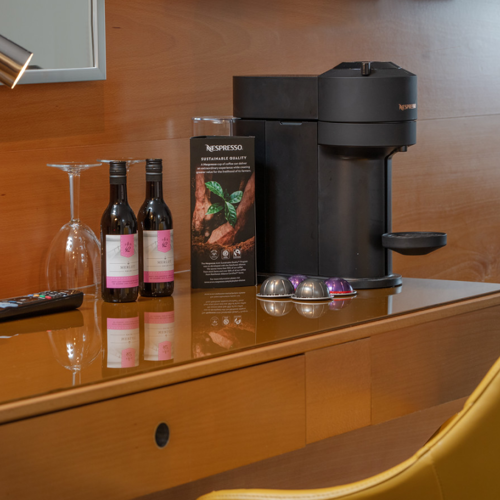 <p>SUPERIOR KING </p>